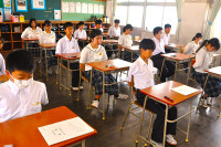 １年９待機