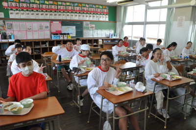 8003 2-1給食4